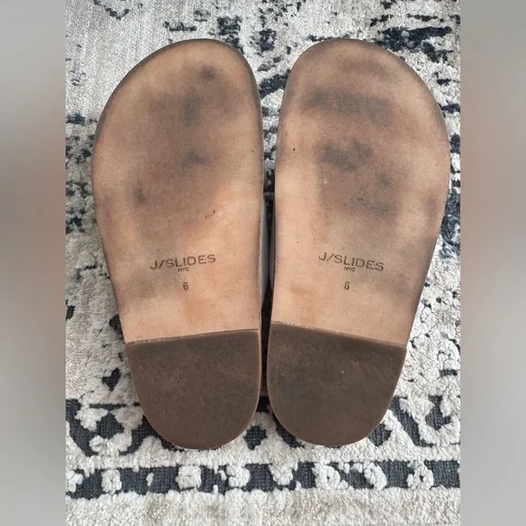 J Slide Sandals - Picture 3 of 5